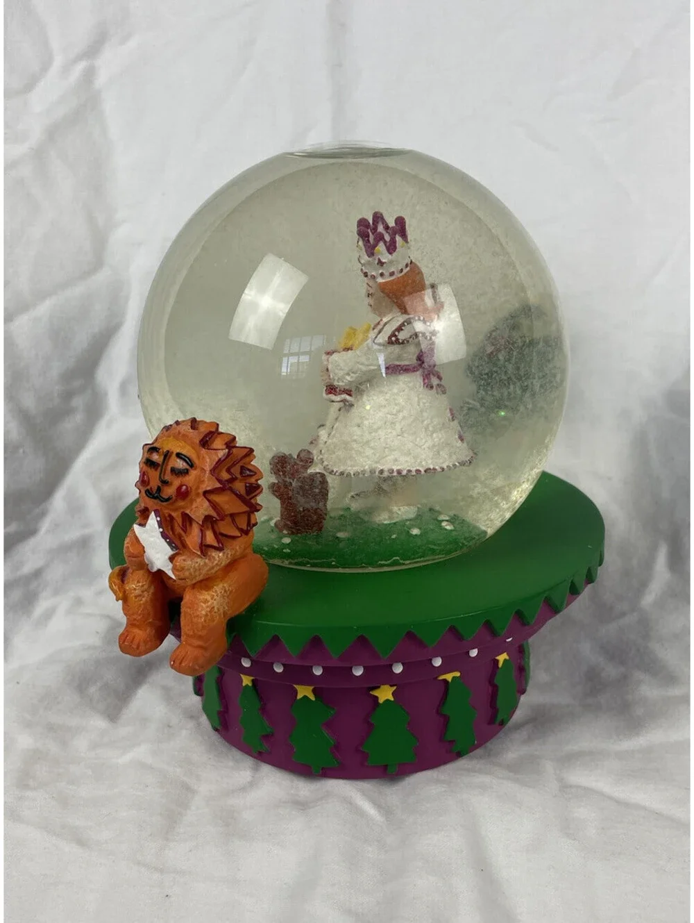 Neiman Marcus Dept 56 Christmas 1995 Musical Waterglobe Kelly Sutherland